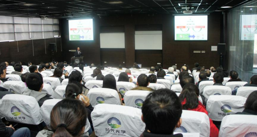 中国勘察设计协会建筑环境与设备分会 上海市委员会年会圆满落幕 赢胜橡塑在企业展厅上展示橡塑保温产品