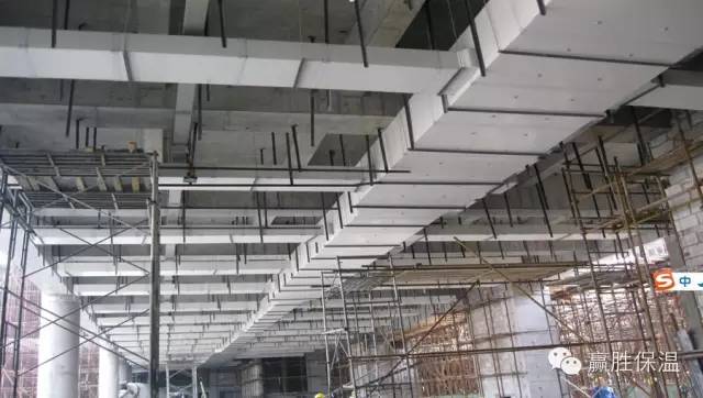 酚醛复合风管复合层选型探讨 赢胜酚醛复合风管